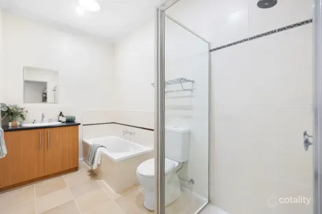 Property photo of 1/42 Northcliffe Road Edithvale VIC 3196