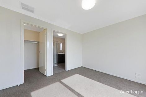 Property photo of 32 Charles Street Wallan VIC 3756