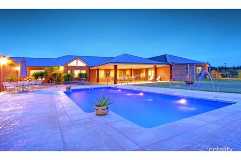 24 Benton Grange Dr, Mornington, VIC 3931