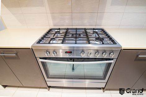 Property photo of 50 Ferrari Drive Cranbourne East VIC 3977