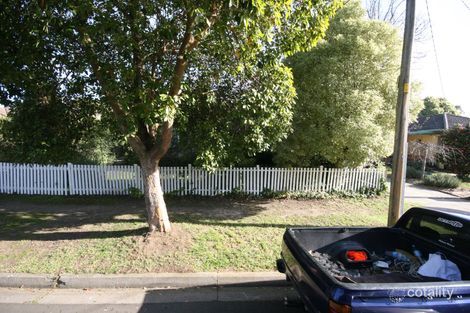 19 Georges Rd, Ringwood, VIC 3134