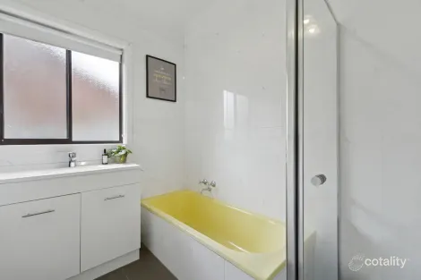 Property photo of 4 Nelson Street Colac VIC 3250