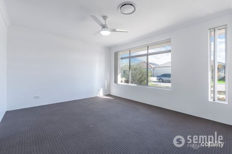 Property photo of 13 Carbeen View Piara Waters WA 6112