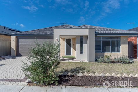 Property photo of 13 Carbeen View Piara Waters WA 6112