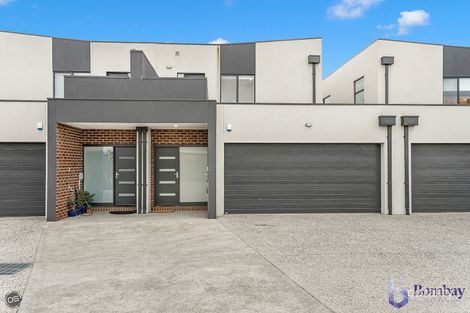 Property photo of 15/78 Saltlake Boulevard Wollert VIC 3750