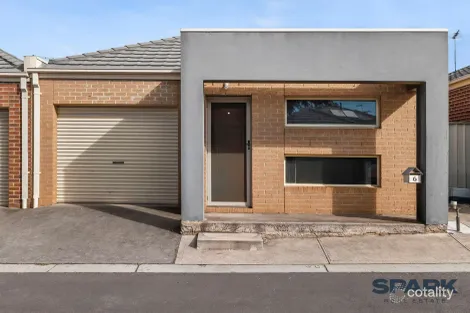6/40 Mccubbin Way, Caroline Springs, VIC 3023