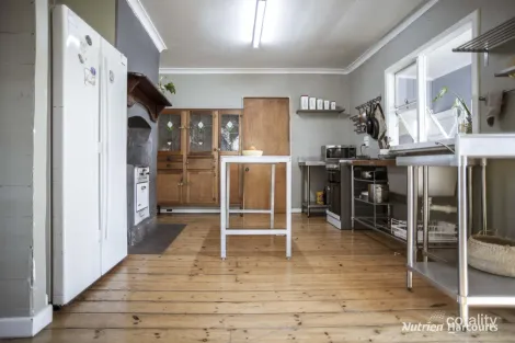 Property photo of 6 Layton Street Esperance WA 6450