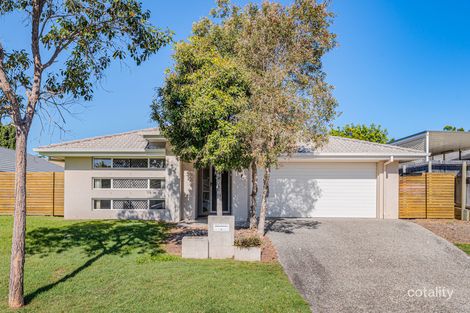 Property photo of 17 Whipbird Circuit Victoria Point QLD 4165