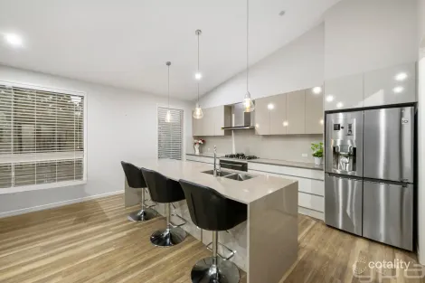 Property photo of 14 Paluma Crescent Pimpama QLD 4209