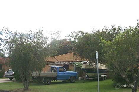 10 Clifton St, Biggera Waters, QLD 4216