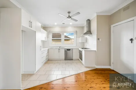 Property photo of 11 Mepunga Avenue Wangaratta VIC 3677