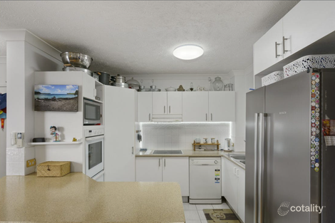Property photo of 2/26 Back Street Biggera Waters QLD 4216