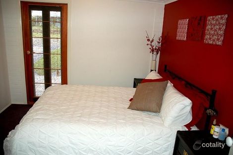 Property photo of 18 Meadowview Street Tingalpa QLD 4173