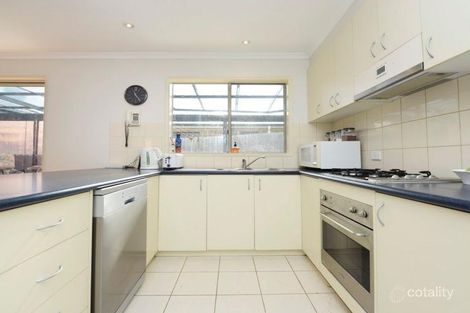 Property photo of 21 Hillview Drive Carrum Downs VIC 3201