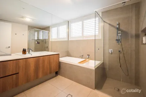 Property photo of 20 Parry Street Bulimba QLD 4171