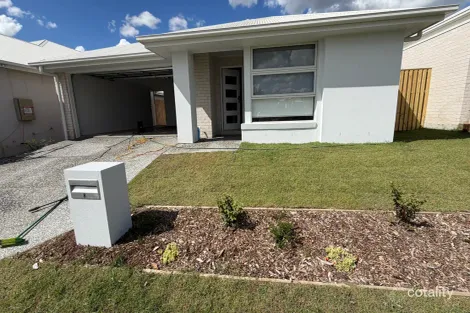 8 Clara St, White Rock, QLD 4306