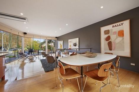 Property photo of 337 Canterbury Road St Kilda West VIC 3182