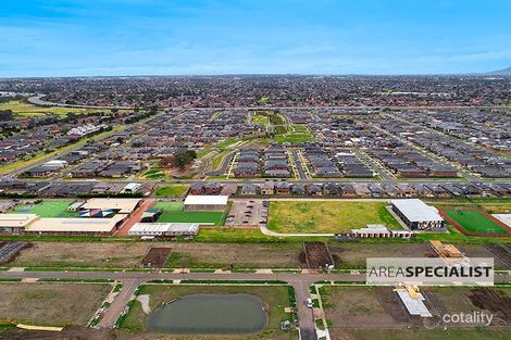 Property photo of 39 Chi Avenue Keysborough VIC 3173