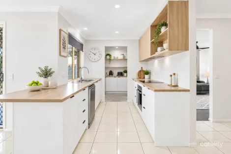 Property photo of 33 Candle Crescent Caboolture QLD 4510