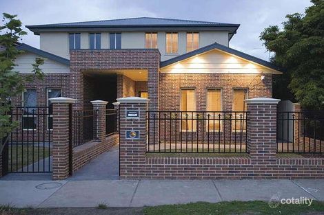 Property photo of 4A Myrnong Crescent Ascot Vale VIC 3032