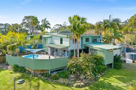 Property photo of 33 Tallwood Crescent Rosedale NSW 2536