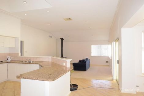 Property photo of 6 Brookvale Rise Kallaroo WA 6025