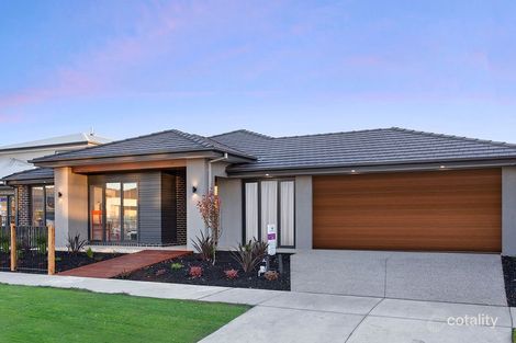 5 Lefrant Way, Cranbourne South, VIC 3977