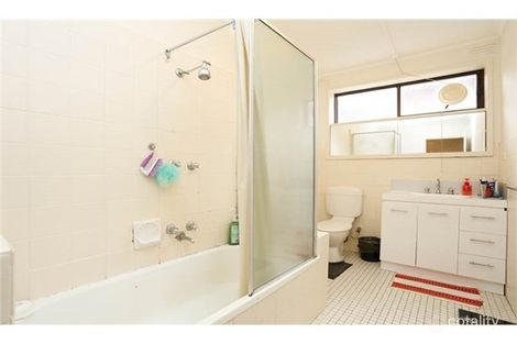 Property photo of 4/99-101 Cowper Street Footscray VIC 3011