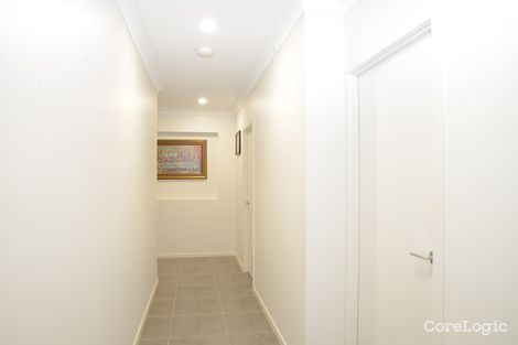 Property photo of 32 Bowen Circuit Gledswood Hills NSW 2557