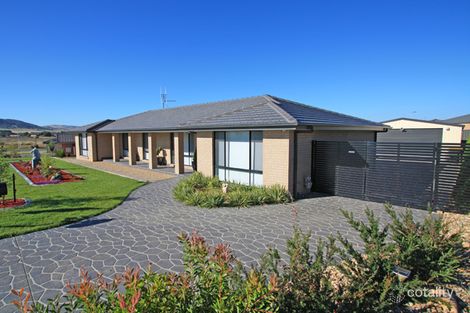 12 Simms Dr, Bungendore, NSW 2621