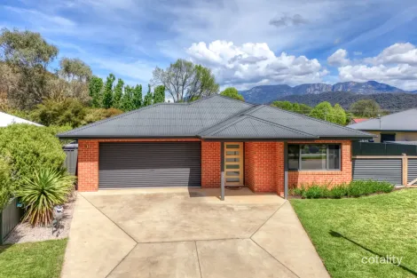 Property photo of 7 Monash Drive Porepunkah VIC 3740