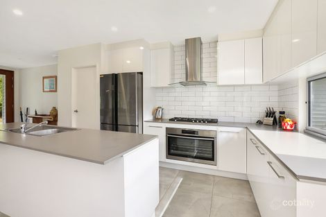 Property photo of 19 Eumeralla Crescent Landsborough QLD 4550