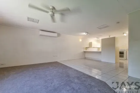 Property photo of 8 Clarke Street Mornington QLD 4825