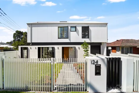 Property photo of 124 Denman Road Georges Hall NSW 2198
