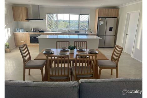 301 Redland Bay Rd, Capalaba, QLD 4157