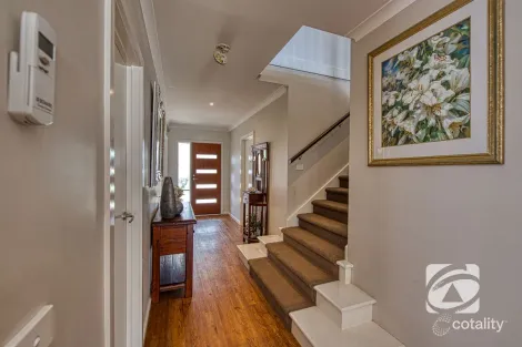 Property photo of 32 Milla Way Koo Wee Rup VIC 3981