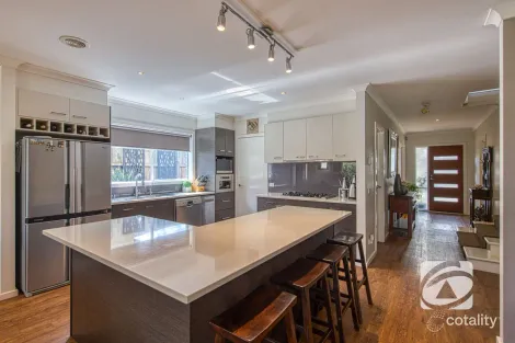 Property photo of 32 Milla Way Koo Wee Rup VIC 3981