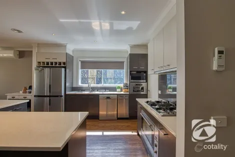 Property photo of 32 Milla Way Koo Wee Rup VIC 3981