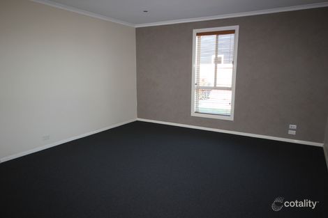 Property photo of 13 Manikato Court St Albans Park VIC 3219