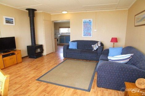 Property photo of 20 Talinga Terrace Penneshaw SA 5222