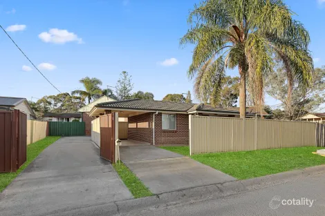 Property photo of 4 Basilisk Place Whalan NSW 2770