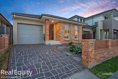 Property photo of 5 Fairway Close Moorebank NSW 2170