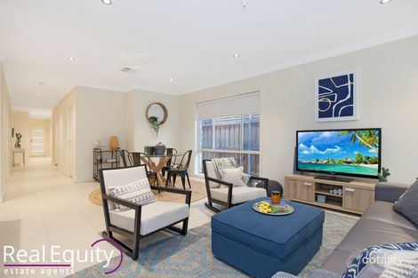 Property photo of 5 Fairway Close Moorebank NSW 2170