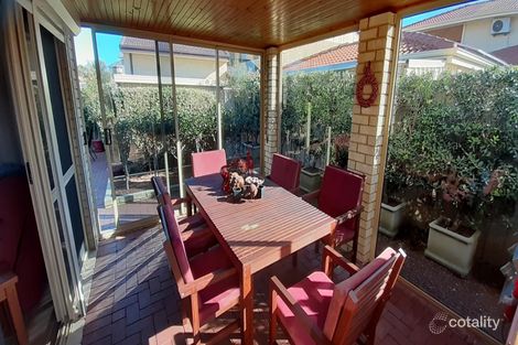 Property photo of 2/111 Janis Street Halls Head WA 6210