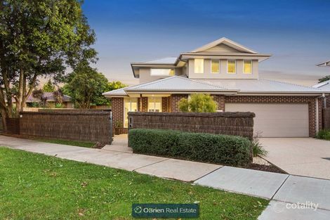 16a Lyall Rd, Berwick, VIC 3806