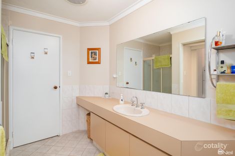 Property photo of 2 Kirk Close Camillo WA 6111