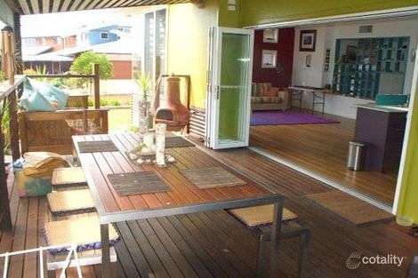 Property photo of 22 North Beach Place Mudjimba QLD 4564