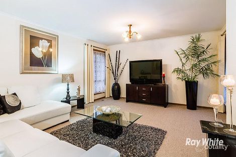 Property photo of 87 Waverley Park Drive Cranbourne North VIC 3977