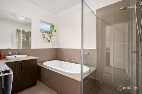 Property photo of 4 Weerana Way Lara VIC 3212