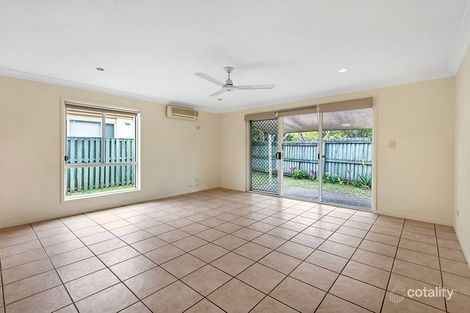 Property photo of 32 Madasin Close Arundel QLD 4214